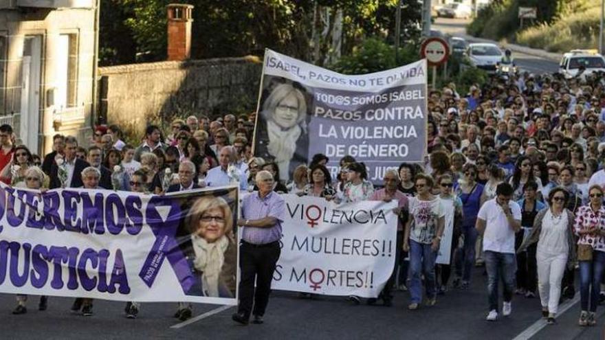 Marcha en Pazos en memoria de Isabel Fuentes